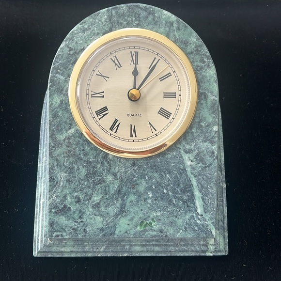 Brand New Elegant Green Clipper Quartz Clock 1lb. - Picture 13 of 14